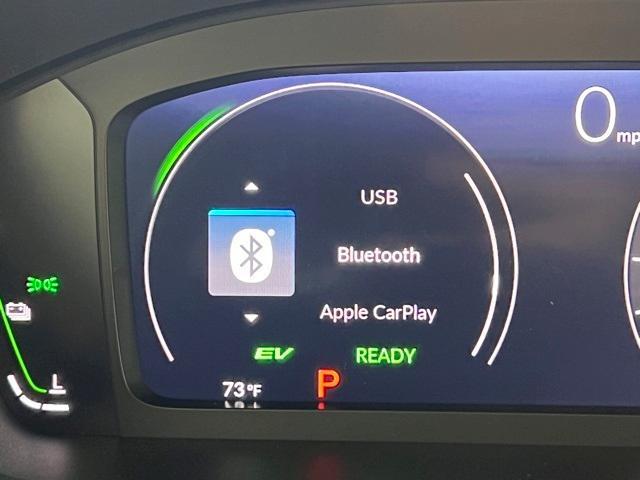 Photo of 2026 Solar Silver Metallic Honda CR-V Hybrid