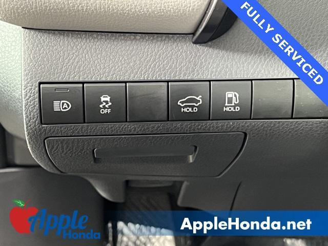 Photo of 2019 Gray Toyota Camry Hybrid