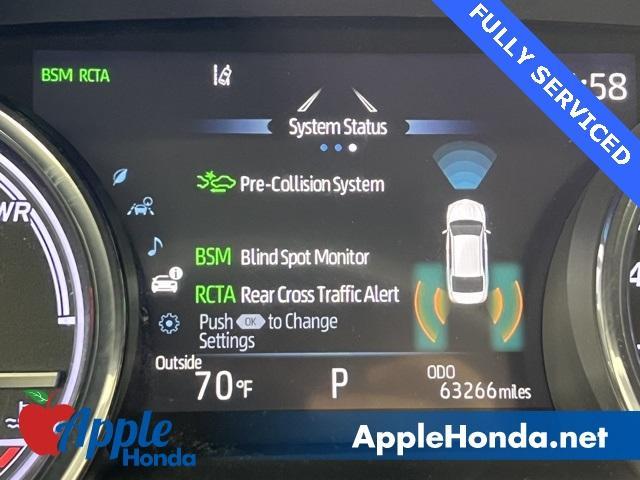 Photo of 2019 Gray Toyota Camry Hybrid