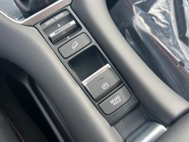 Photo of 2025 Milano Red Honda HR-V