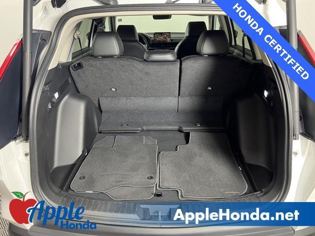 Photo of 2023 Platinum White Pearl Honda CR-V