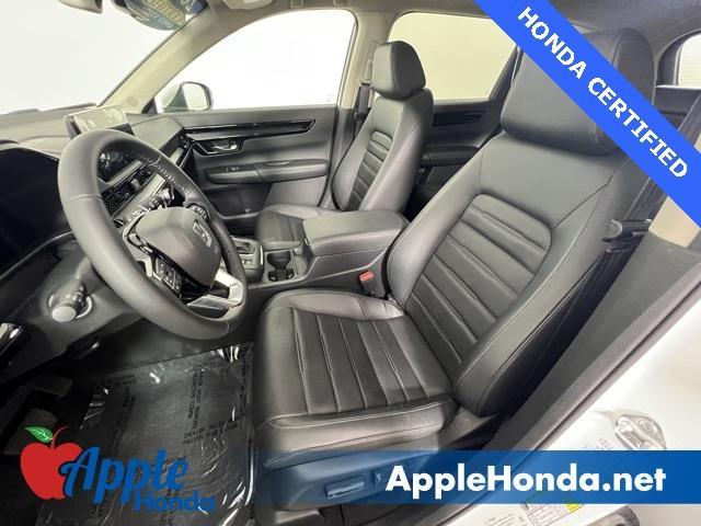 Photo of 2023 Platinum White Pearl Honda CR-V
