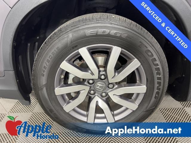 Photo of 2021 Gray Honda Pilot