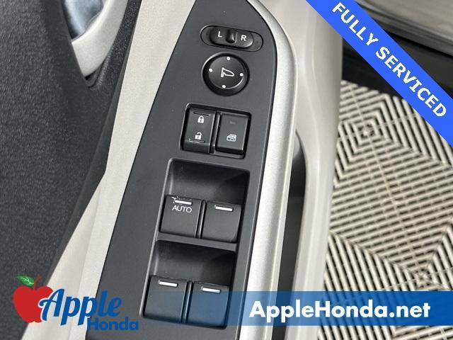 Photo of 2014 Gray Honda CR-V