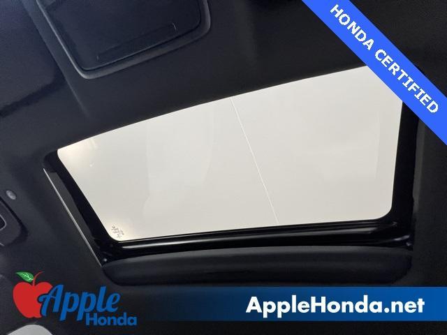 Photo of 2023 Platinum White Pearl Honda CR-V Hybrid