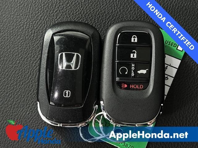 Photo of 2023 Platinum White Pearl Honda CR-V Hybrid