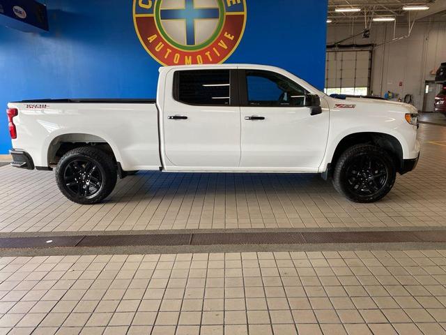 Photo of 2024 White Chevrolet Silverado 1500