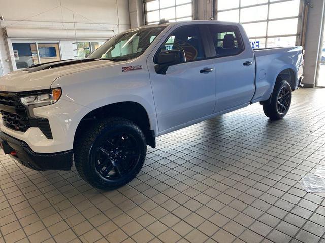 Photo of 2024 White Chevrolet Silverado 1500