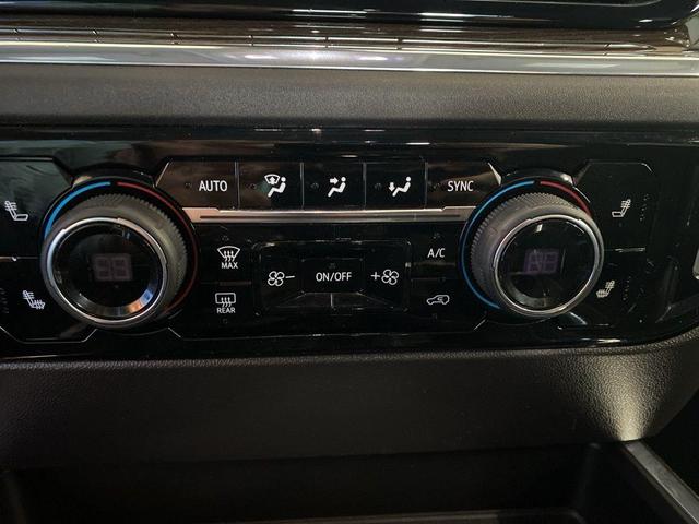Photo of 2024 White Chevrolet Silverado 1500