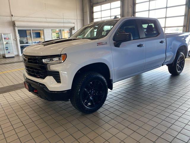 Photo of 2024 White Chevrolet Silverado 1500