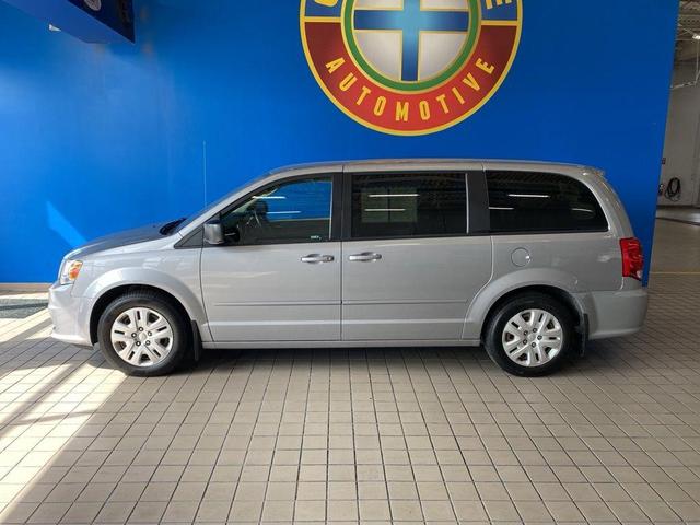 Photo of 2017 Billet Silver Metallic Clearcoat Dodge Grand Caravan