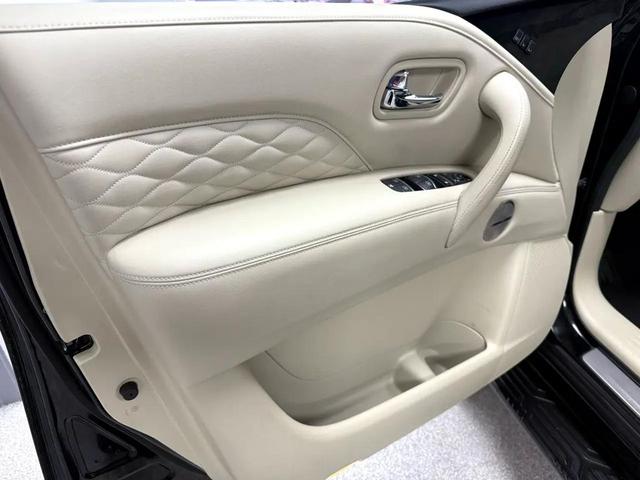 Photo of 2021 BLACK INFINITI QX80