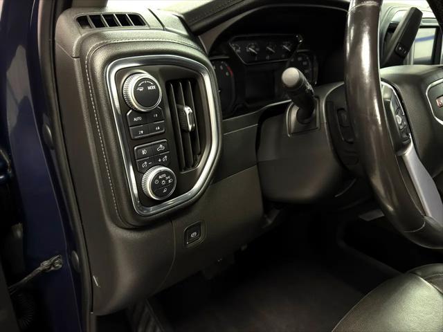 Photo of 2020 Pacific Blue Metallic GMC Sierra 1500