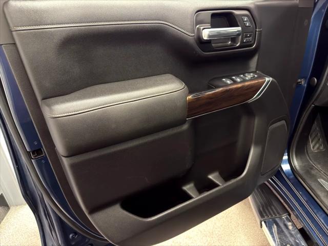 Photo of 2020 Pacific Blue Metallic GMC Sierra 1500