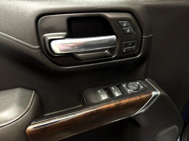 Photo of 2020 Pacific Blue Metallic GMC Sierra 1500