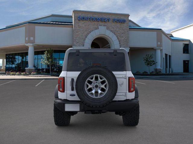 Photo of 2025 Oxford White Ford Bronco