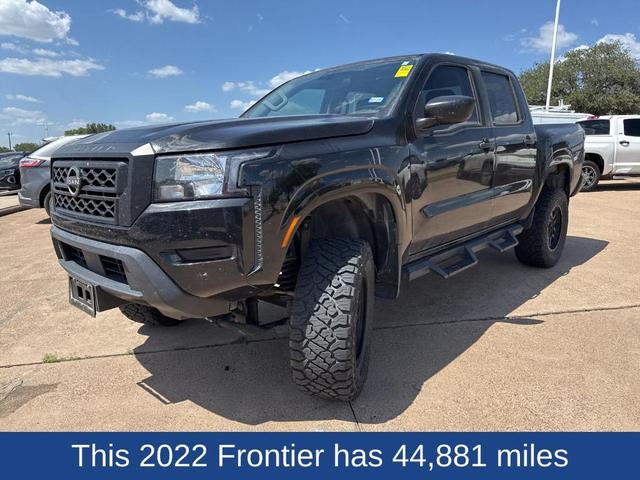 Photo of 2022 Black Nissan Frontier