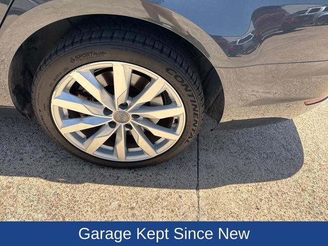 Photo of 2017 Manhattan Gray Metallic Audi A4
