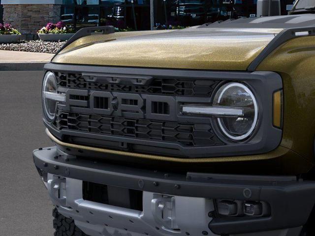Photo of 2025 Green Metallic Ford Bronco