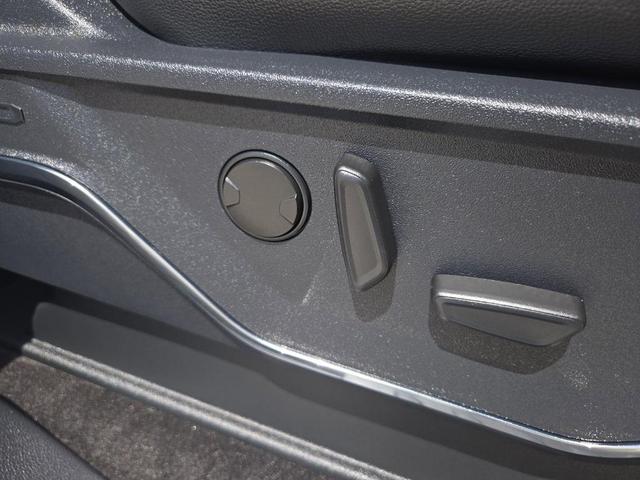 Photo of 2023 Oxford White Ford F-150