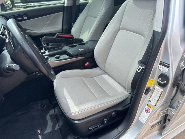 Photo of 2014 Silver Lining Metallic Lexus IS 250