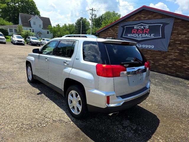 Photo of 2016 SILVER GMC Terrain