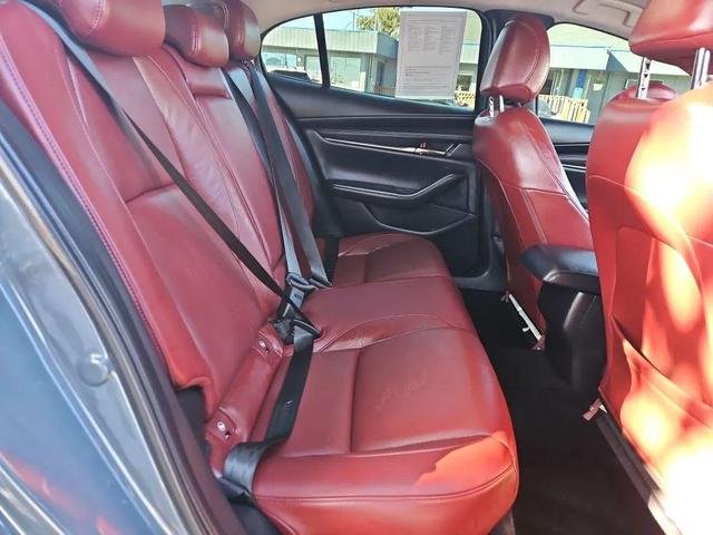 Photo of 2022 Polymetal Gray Metallic Mazda Mazda3