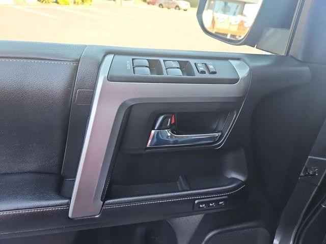 Photo of 2018 Magnetic Gray Metallic Toyota 4Runner