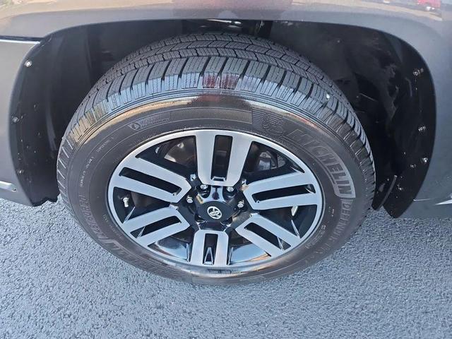 Photo of 2018 Magnetic Gray Metallic Toyota 4Runner