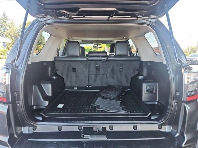 Photo of 2018 Magnetic Gray Metallic Toyota 4Runner