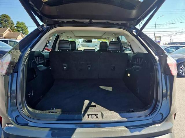 Photo of 2021 Lithium Gray Ford Edge