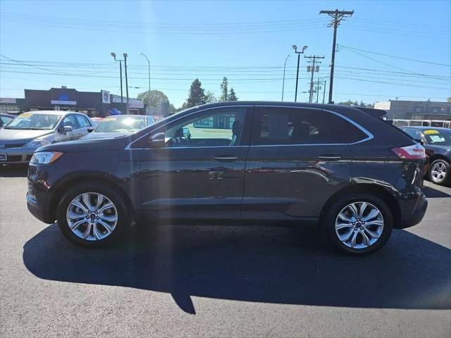 Photo of 2021 Lithium Gray Ford Edge