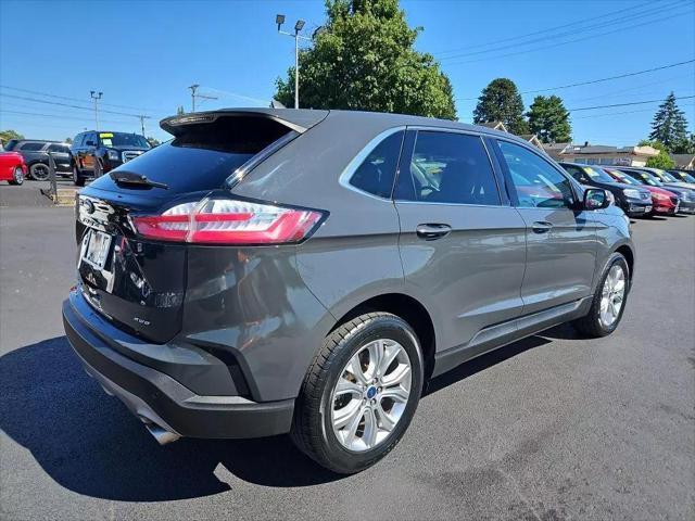 Photo of 2021 Lithium Gray Ford Edge