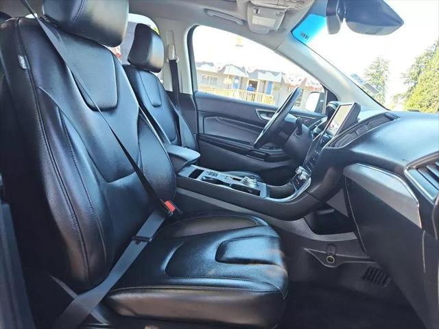 Photo of 2021 Lithium Gray Ford Edge