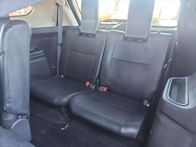 Photo of 2020 Pearl White Mitsubishi Outlander