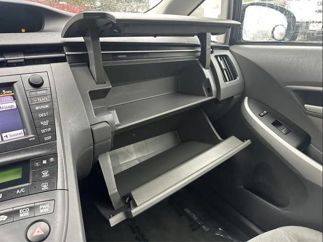 Photo of 2010 Classic Silver Metallic Toyota Prius
