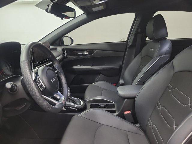 Photo of 2024 Steel Gray Kia Forte