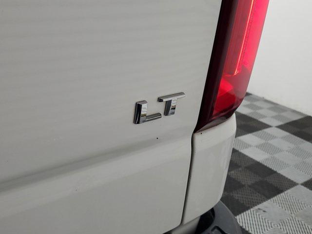 Photo of 2019 Summit White Chevrolet Silverado 1500