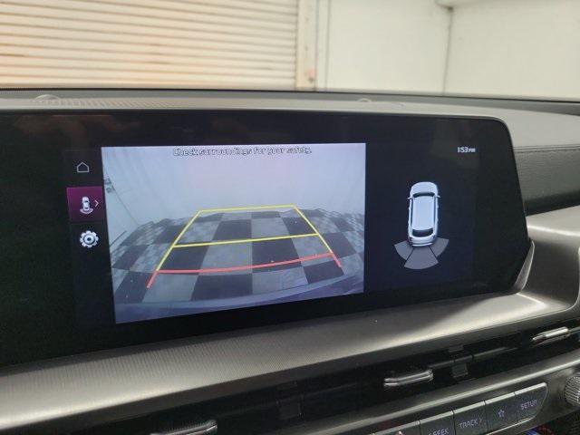 Photo of 2024 Everlasting Silver Kia Telluride