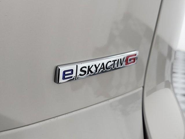 Photo of 2025 Platinum Quartz Mazda CX-90