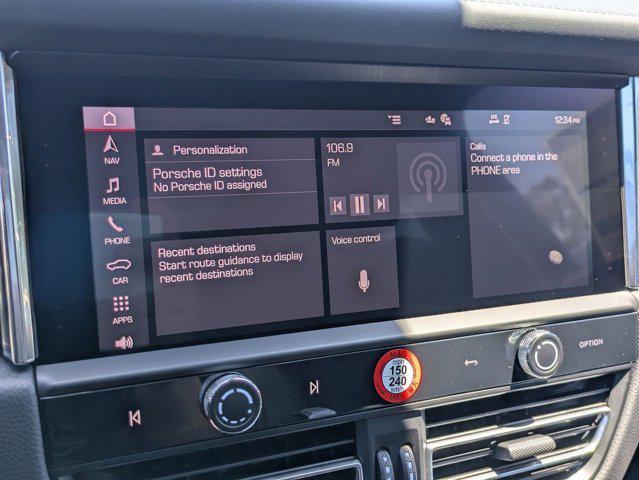 Photo of 2025 Chalk Porsche Macan