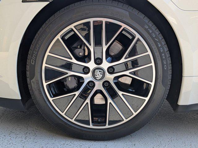 Photo of 2022 Carrara White Metallic Porsche Taycan