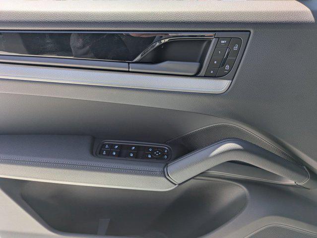 Photo of 2025 Arctic Grey Porsche Cayenne