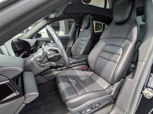Photo of 2022 Black Porsche Taycan