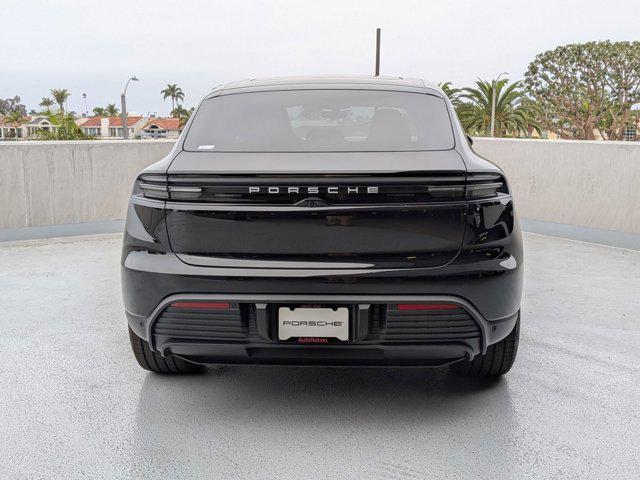 Photo of 2025 Black Porsche Macan