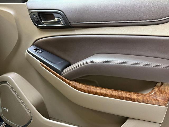 Photo of 2019 Blue Velvet Metallic Chevrolet Tahoe