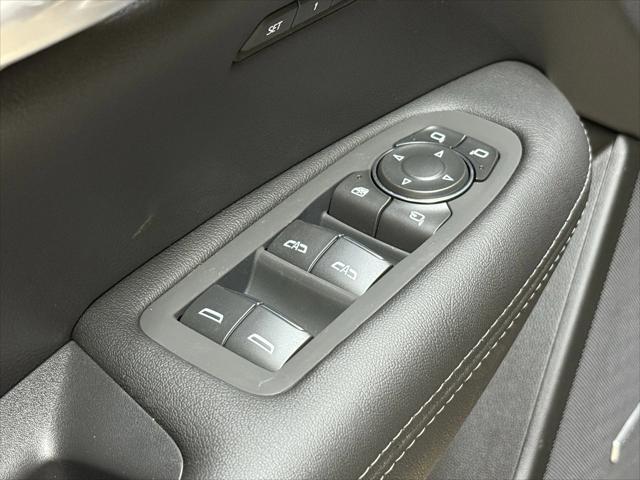 Photo of 2025 Stellar Black Metallic Cadillac XT5