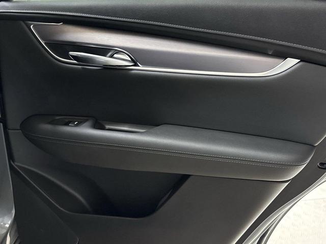 Photo of 2020 Satin Steel Metallic Cadillac XT5