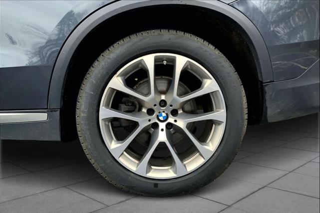 Photo of 2019 Arctic Gray Metallic BMW X5