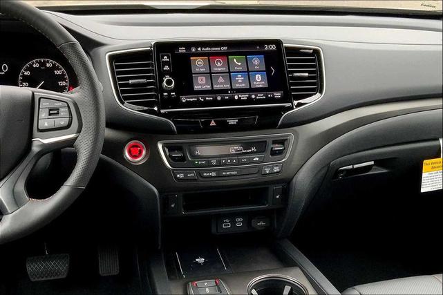 Photo of 2025 Platinum White Pearl Honda Ridgeline